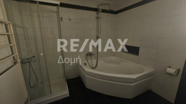 Image No.19-4 Bed Maisonette for sale