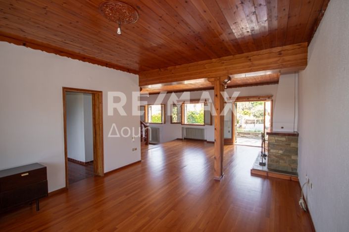 Image No.26-5 Bed Maisonette for sale