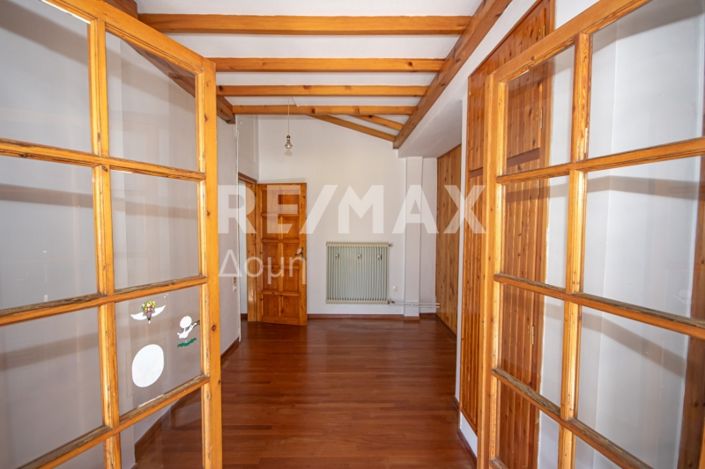 Image No.41-5 Bed Maisonette for sale