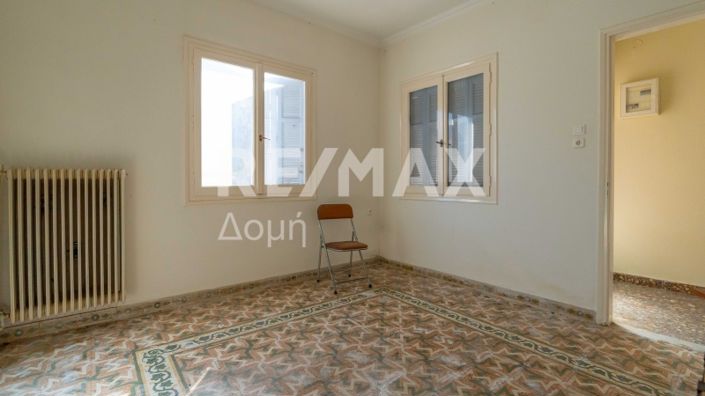 Image No.27-2 Bed Property for sale