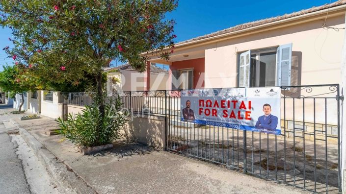 Image No.54-2 Bed Property for sale