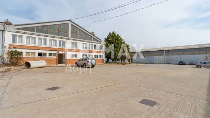 Image No.1-5 Bed Property for sale