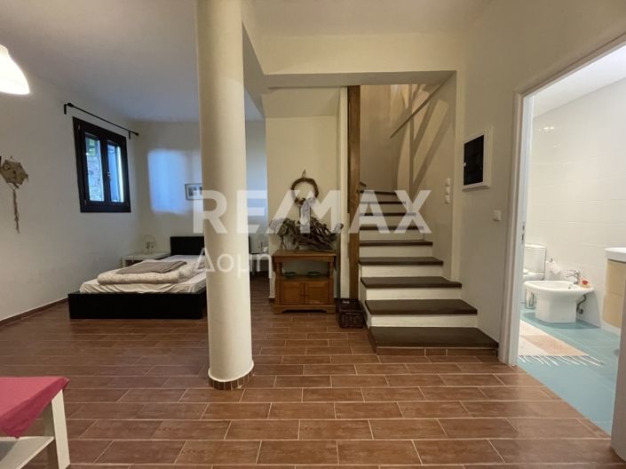 Image No.24-3 Bed Maisonette for sale