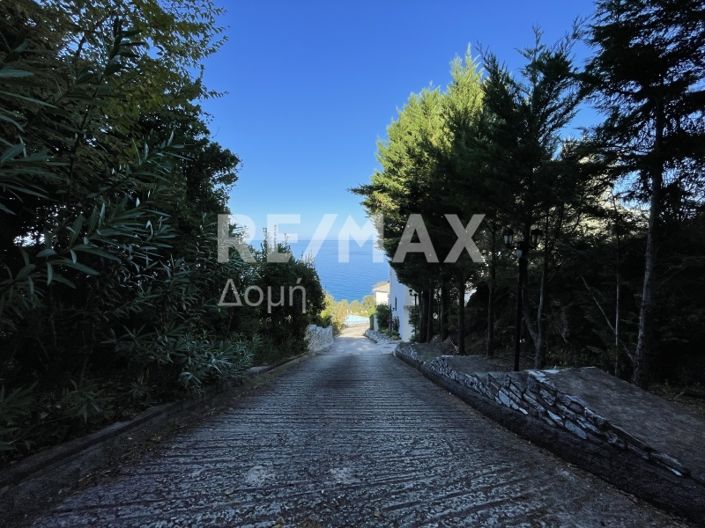 Image No.33-3 Bed Maisonette for sale