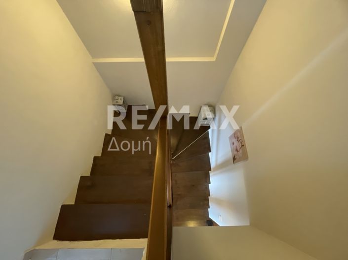 Image No.52-3 Bed Maisonette for sale