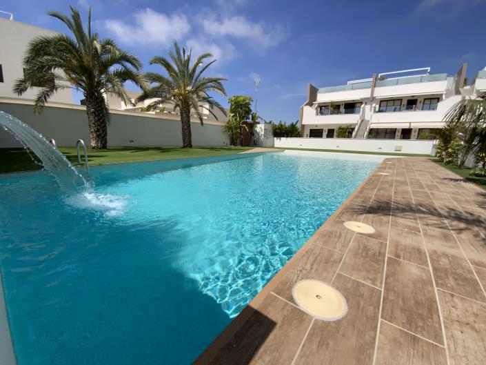 Image No.15-3 Bed Apartment for sale