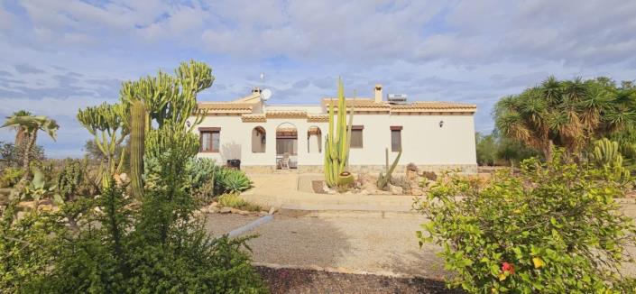 Image No.1-3 Bed Finca for sale