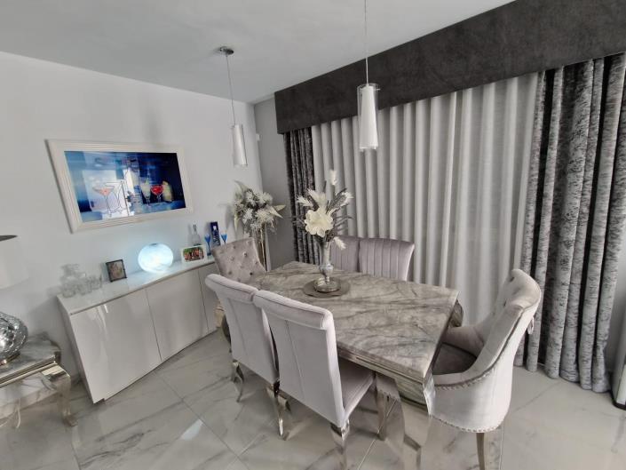 Image No.4-4 Bed Villa / Detached for sale