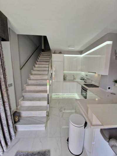 Image No.16-4 Bed Villa / Detached for sale