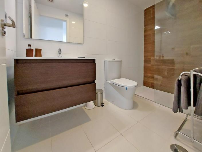 Image No.16-3 Bed Apartment for sale