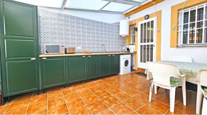 Image No.6-3 Bed Duplex for sale