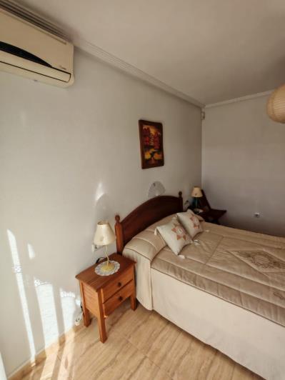 Image No.15-3 Bed Townhouse for sale