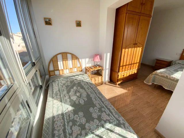 Image No.21-3 Bed Apartment for sale