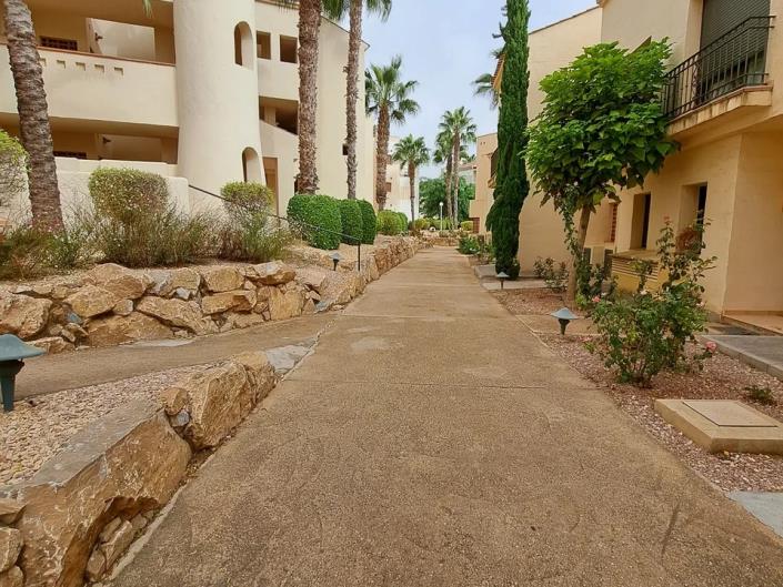 Image No.14-2 Bed Townhouse for sale