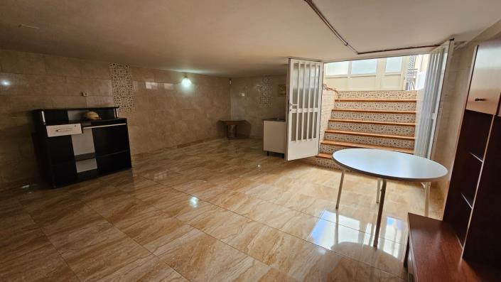 Image No.6-3 Bed Duplex for sale