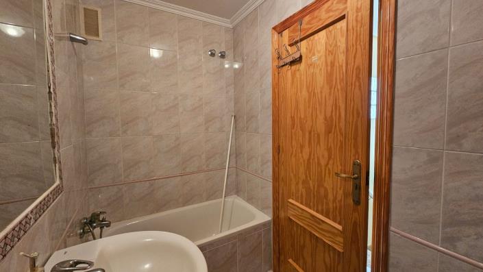 Image No.30-3 Bed Duplex for sale