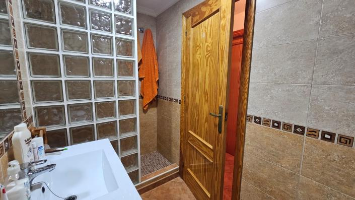 Image No.36-3 Bed Duplex for sale