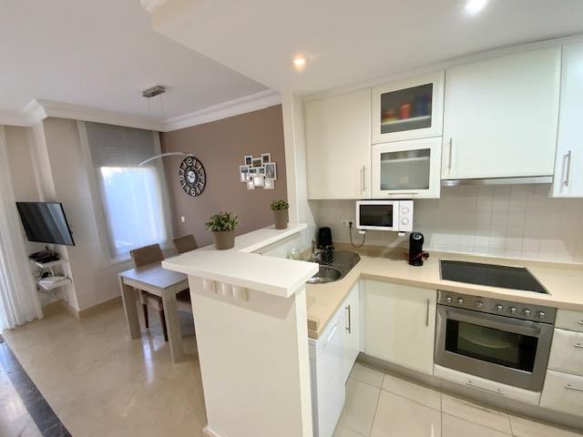 Image No.10-2 Bed Townhouse for sale