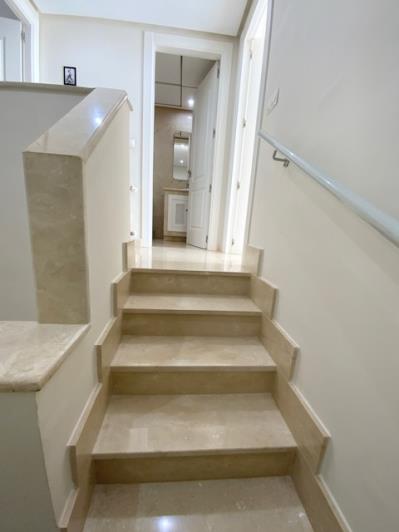 Image No.26-2 Bed Townhouse for sale