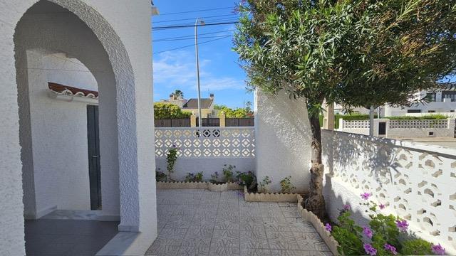 Image No.9-3 Bed Bungalow for sale