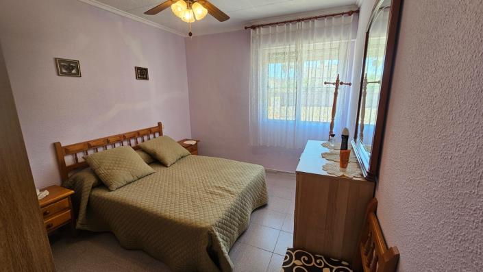 Image No.23-3 Bed Bungalow for sale