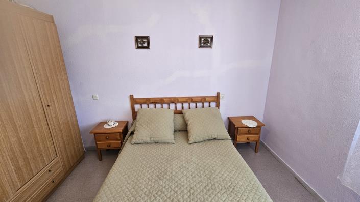 Image No.25-3 Bed Bungalow for sale