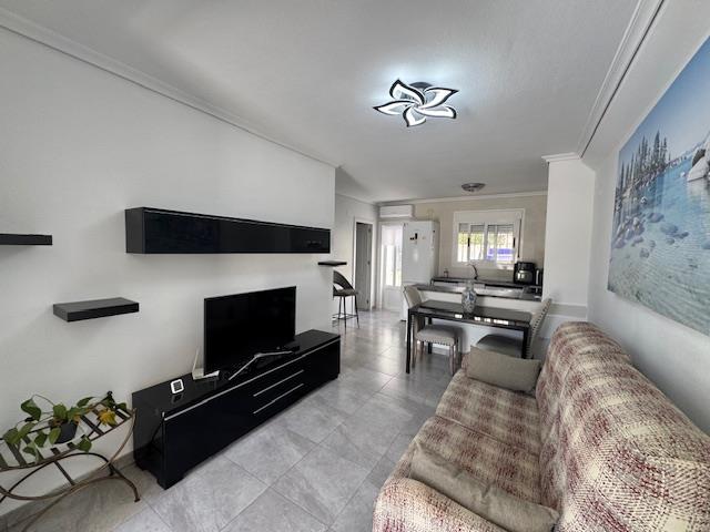 Image No.7-2 Bed House for sale