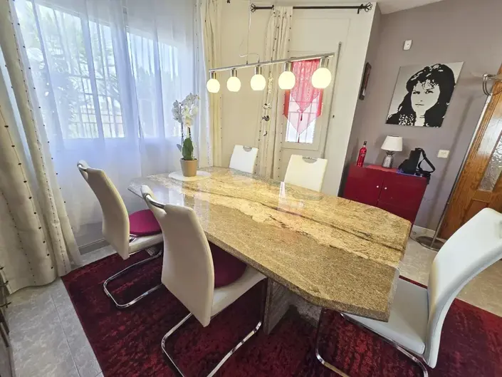 Image No.16-3 Bed House for sale