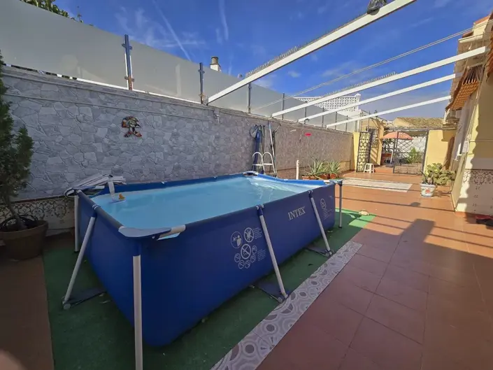 Image No.6-3 Bed House for sale