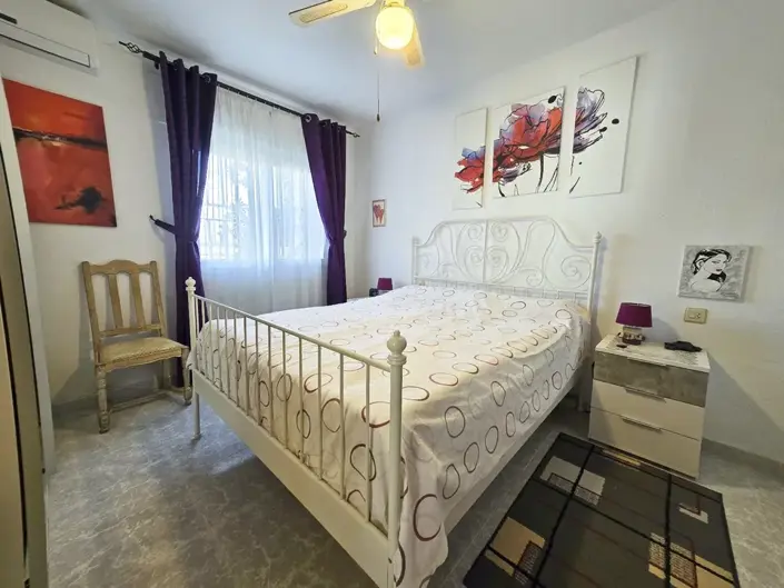 Image No.23-3 Bed House for sale