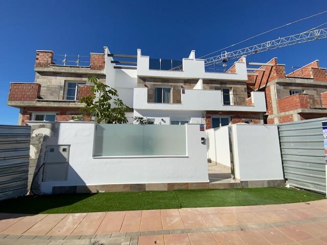 Image No.1-3 Bed Villa for sale