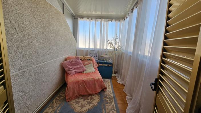 Image No.10-3 Bed Duplex for sale