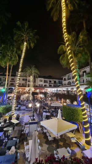 Image No.57-4 Bed Villa / Detached for sale