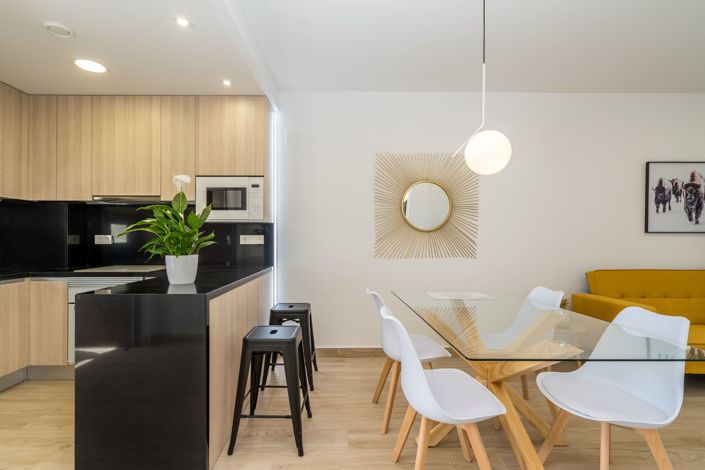 Image No.10-2 Bed Apartment for sale