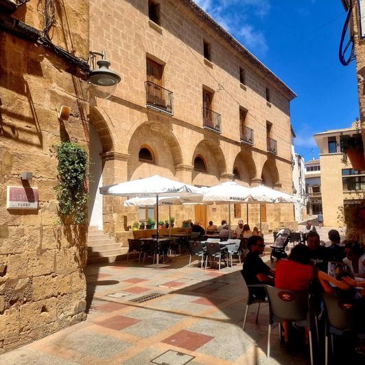 Image No.27-4 Bed Villa / Detached for sale