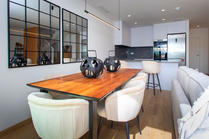 Image No.13-3 Bed Townhouse for sale