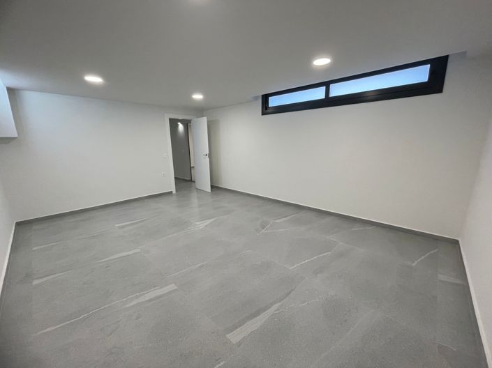 Image No.22-3 Bed Villa / Detached for sale