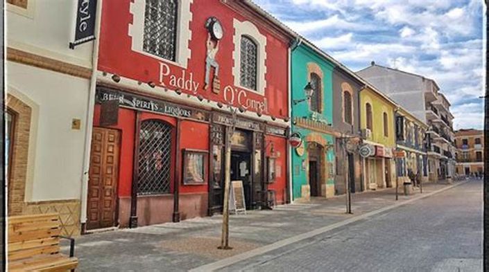 Image No.14-2 Bed Townhouse for sale