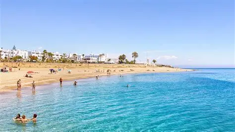 Image No.43-3 Bed Villa / Detached for sale