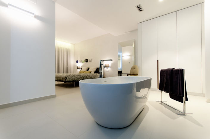 Image No.11-4 Bed Villa / Detached for sale