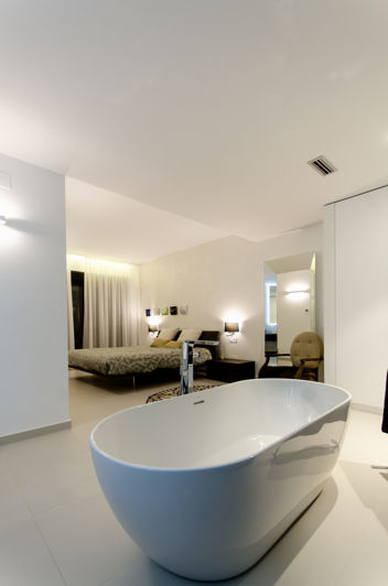 Image No.17-4 Bed Villa / Detached for sale