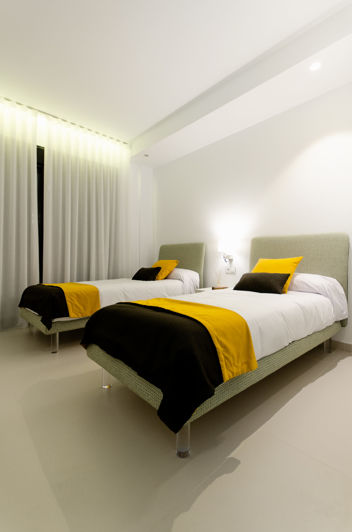 Image No.19-4 Bed Villa / Detached for sale