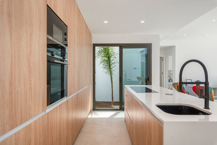 Image No.10-3 Bed Apartment for sale