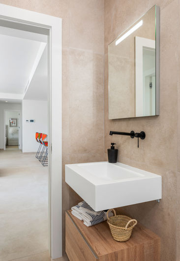 Image No.22-3 Bed Apartment for sale