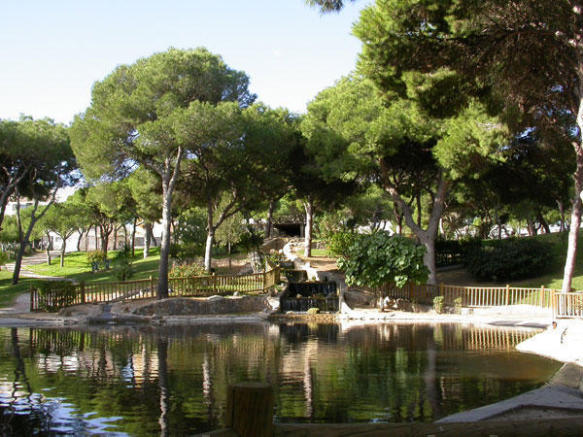 Image No.32-2 Bed Apartment for sale