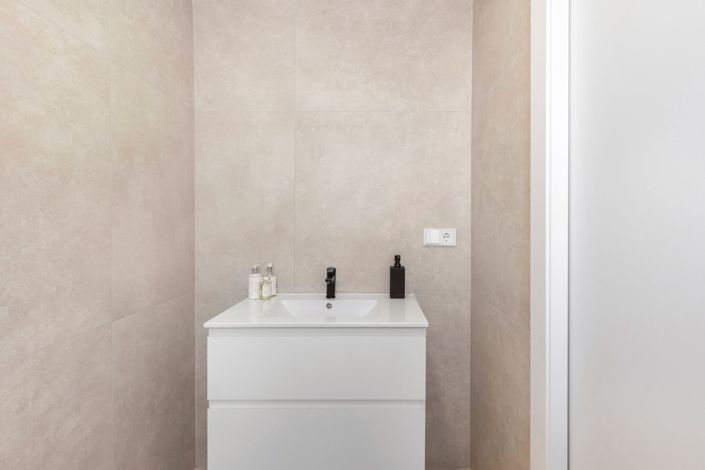 Image No.17-3 Bed Villa / Detached for sale