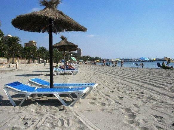 Image No.44-3 Bed Villa / Detached for sale