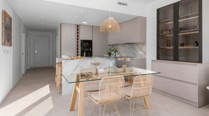 Image No.7-3 Bed Apartment for sale