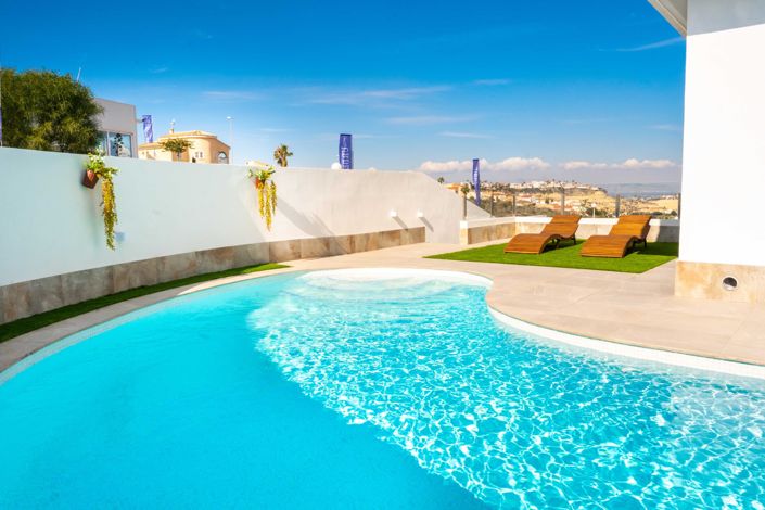 Image No.5-5 Bed Villa / Detached for sale