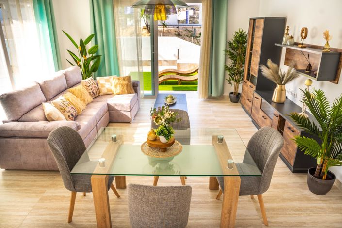 Image No.8-5 Bed Villa / Detached for sale